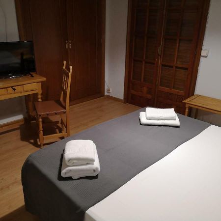 Hostal Becerril Becerril de la Sierra Extérieur photo